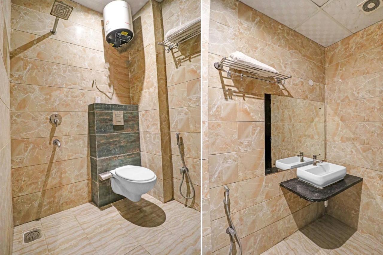 Oyo 23368 Boutique Hotel Paragon 뉴델리 외부 사진