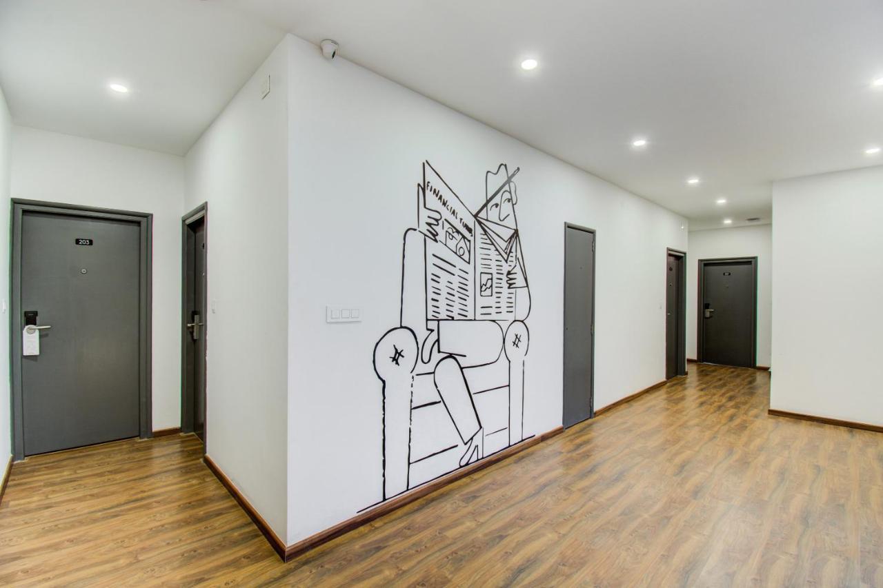 Oyo 23368 Boutique Hotel Paragon 뉴델리 외부 사진